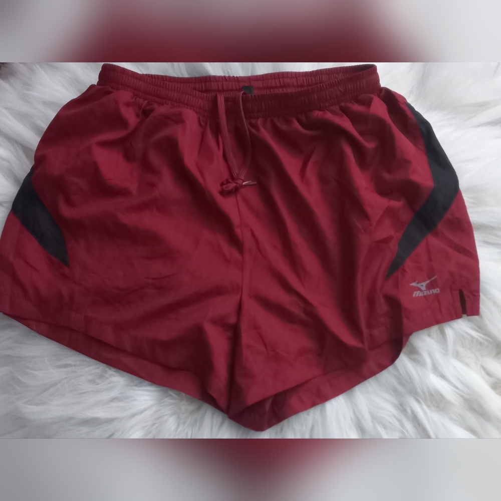 Mizuno women's sports pants, for running, used in good condition.